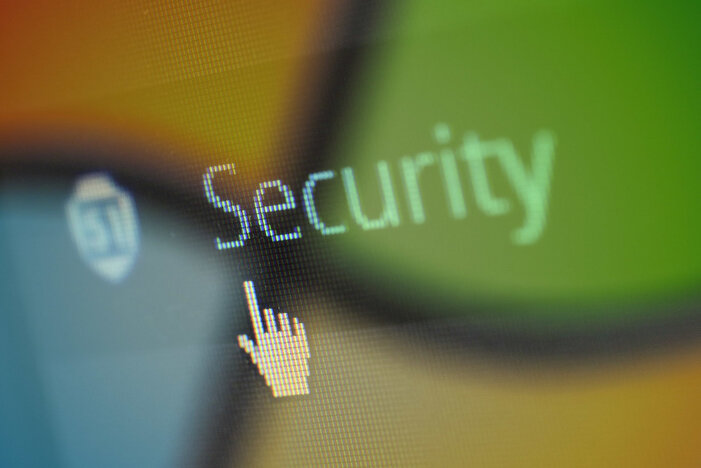 &iquest;Qu&eacute; suite de seguridad de Windows protege bien de forma duradera?